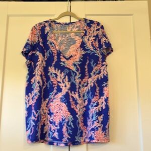 Lily Pulitzer Etta style shirt